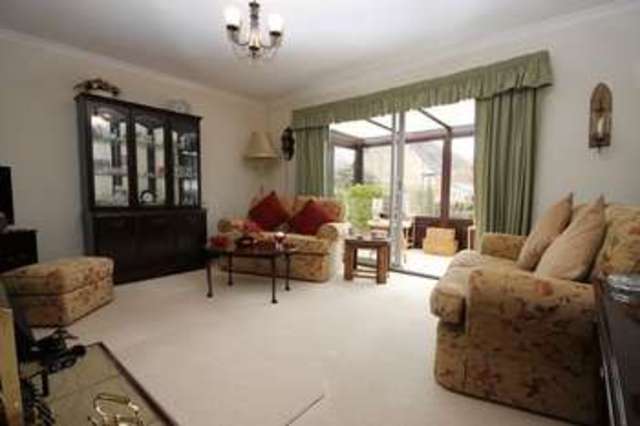  Image of 3 bedroom Detached house for sale in Park Close Kirtlington Kidlington OX5 at Park Close Kirtlington Kirtlington, OX5 3HR