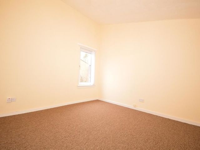  Image of 2 bedroom Terraced house to rent in Lady Alice Path Glenrothes KY7 at Glenrothes Fife Fife, KY7 6SD