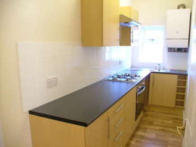  Image of 2 bedroom Flat to rent in Lansdowne Road Bournemouth BH1 at Lansdowne Road  Bournemouth, BH1 1RP