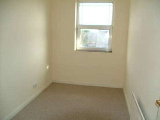  Image of 2 bedroom Flat to rent in Lansdowne Road Bournemouth BH1 at Lansdowne Road  Bournemouth, BH1 1RP