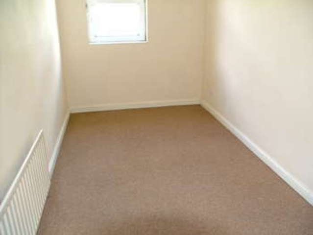  Image of 2 bedroom Flat to rent in Lansdowne Road Bournemouth BH1 at Lansdowne Road  Bournemouth, BH1 1RP