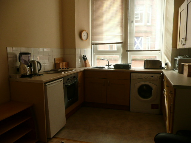  Image of 1 bedroom Flat to rent in Laurel Place Glasgow G11 at Partick Glasgow Glasgow, G11 7RF