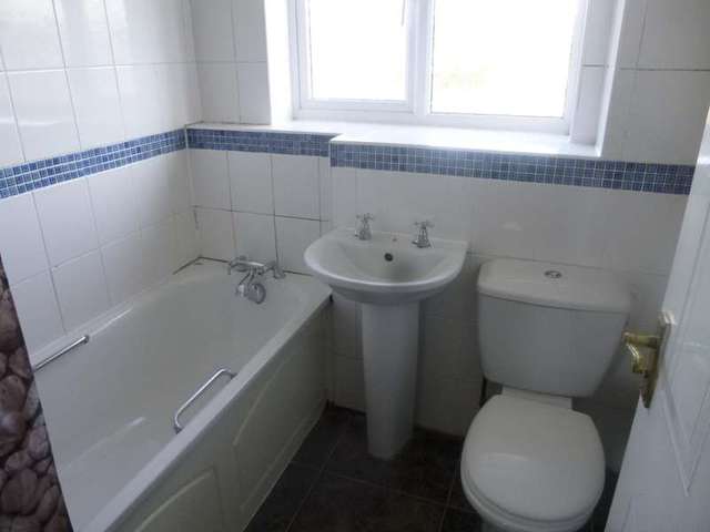  Image of 2 bedroom Detached house to rent in Lavenham Road Ipswich IP2 at Ipswich, IP2 0LD
