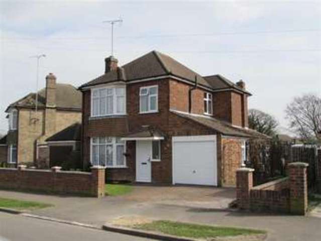  Image of 3 bedroom Property for sale in Leafields Houghton Regis Dunstable LU5 at Leafields Houghton Regis Houghton Regis, LU5 5LT