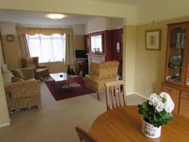  Image of 3 bedroom Property for sale in Leafields Houghton Regis Dunstable LU5 at Leafields Houghton Regis Houghton Regis, LU5 5LT