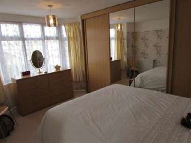  Image of 3 bedroom Property for sale in Leafields Houghton Regis Dunstable LU5 at Leafields Houghton Regis Houghton Regis, LU5 5LT