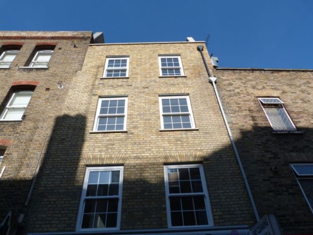  Image of 2 bedroom Apartment to rent in Leather Lane London EC1N at Leather Lane  London, EC1N 7TT