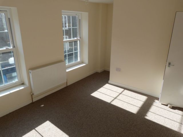  Image of 2 bedroom Apartment to rent in Leather Lane London EC1N at Leather Lane  London, EC1N 7TT