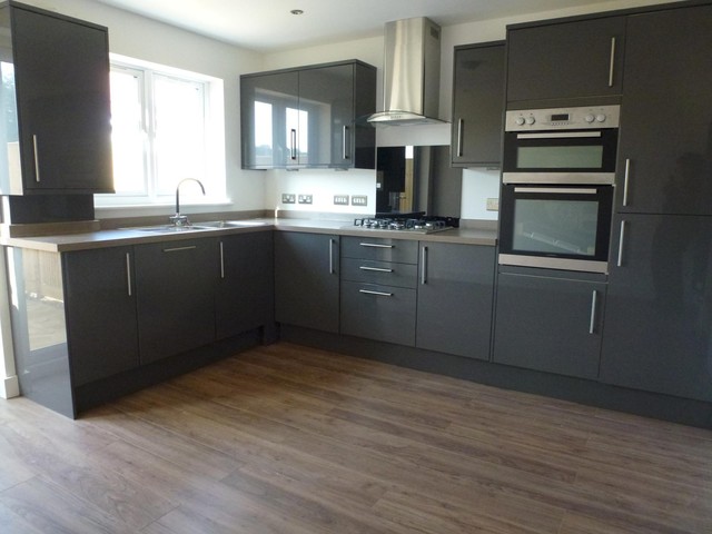  Image of 5 bedroom Detached house to rent in Leighton Road Southampton SO19 at Southampton, SO19 2FS