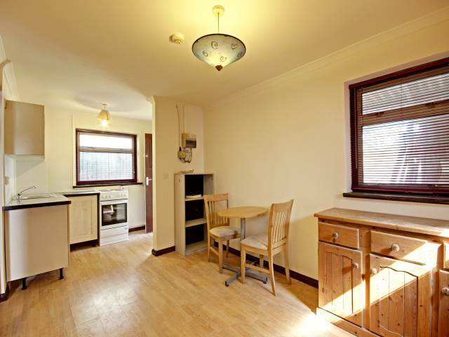  Image of 1 bedroom Flat to rent in Lemsford Road St. Albans AL1 at St Albans Hertfordshire St Albans, AL1 3PB