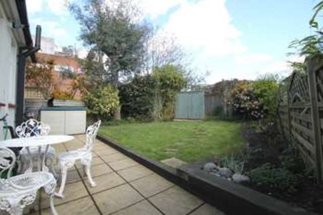  Image of 4 bedroom Detached house for sale in Lenelby Road Tolworth Surbiton KT6 at Surbiton Surrey, KT6 7BG
