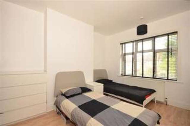  Image of 3 bedroom Terraced house for sale in Linden Avenue Thornton Heath CR7 at Thornton Heath Surrey Croydon, CR7 7DW