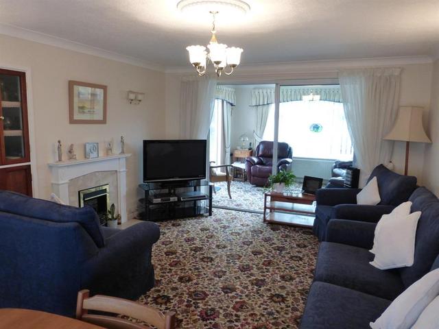  Image of 3 bedroom Detached house for sale in Links Close Lowestoft NR33 at Links Close  Lowestoft, NR33 9DP