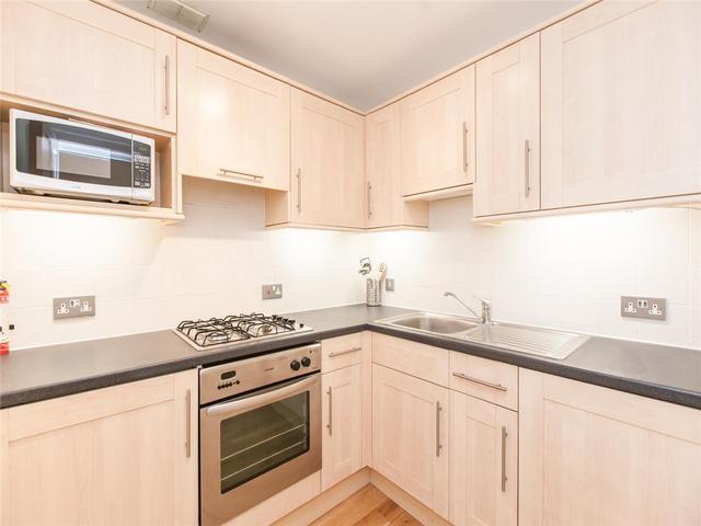  Image of 2 bedroom Flat to rent in Livingstone Place Edinburgh EH9 at Sciennes Edinburgh Edinburgh, EH9 1PD