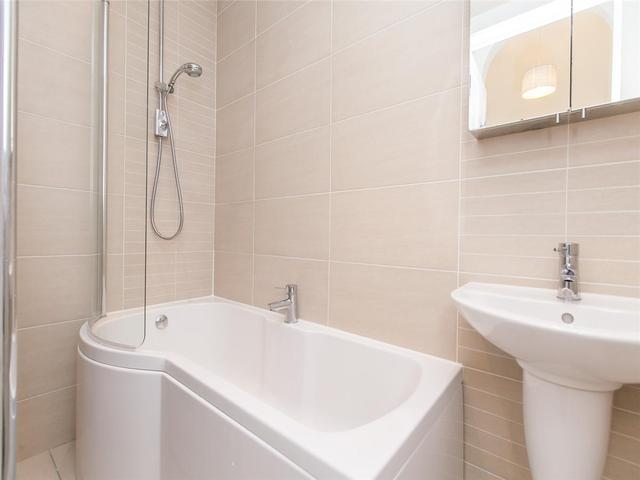  Image of 2 bedroom Flat to rent in Livingstone Place Edinburgh EH9 at Sciennes Edinburgh Edinburgh, EH9 1PD