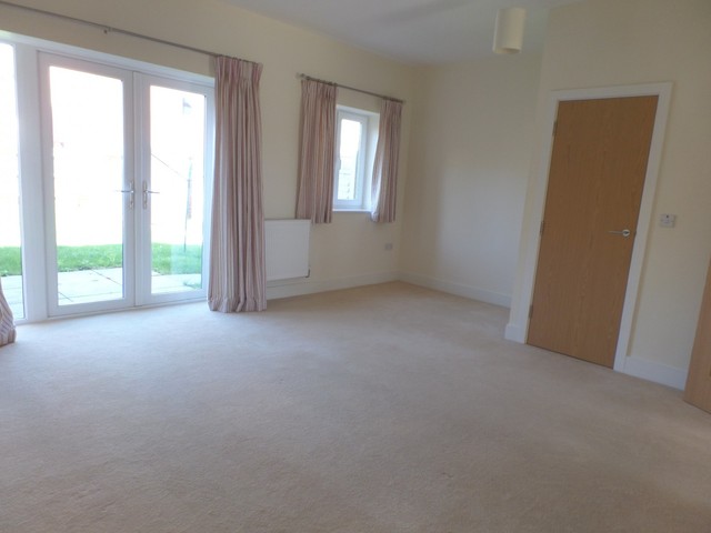  Image of 3 bedroom Detached house to rent in Lloyd Road Chichester PO19 at Chichester, PO19 6AY