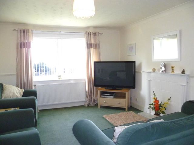 Image of 3 bedroom Terraced house to rent in Lochaber Walk Dumfries DG2 at Dumfries Dumfries and Galloway Dumfries and Galloway, DG2 9QE