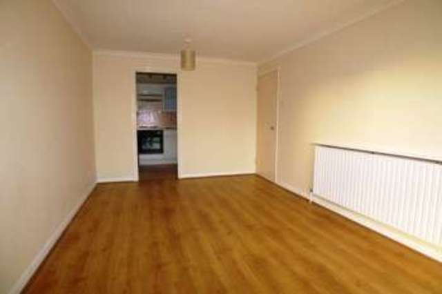  Image of 1 bedroom Flat to rent in Longlands Road Sidcup DA15 at Longlands Road  Sidcup, DA15 7LG