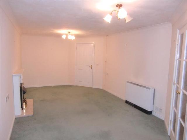  Image of 2 bedroom Apartment to rent in Parkway Holmes Chapel Crewe CW4 at Lovell Court Parkway Holmes Chapel, CW4 7FW