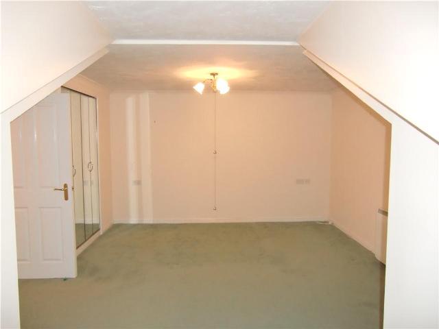  Image of 2 bedroom Apartment to rent in Parkway Holmes Chapel Crewe CW4 at Lovell Court Parkway Holmes Chapel, CW4 7FW