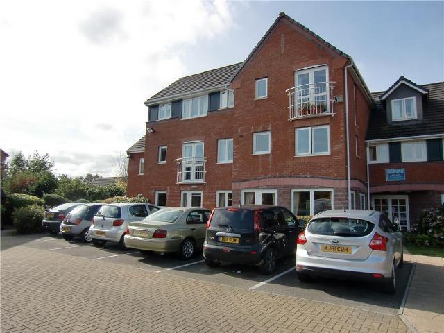  Image of 2 bedroom Apartment to rent in Parkway Holmes Chapel Crewe CW4 at Lovell Court Parkway Holmes Chapel, CW4 7FW