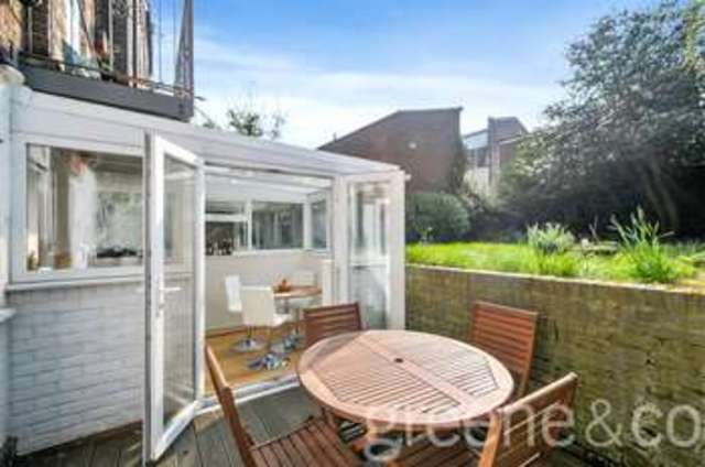  Image of 3 bedroom Flat for sale in Lyndhurst Road London NW3 at Hampstead London Belsize Park, NW3 5NL
