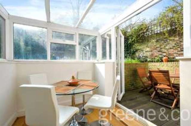  Image of 3 bedroom Flat for sale in Lyndhurst Road London NW3 at Hampstead London Belsize Park, NW3 5NL