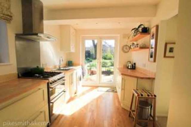  Image of 3 bedroom Semi-Detached house for sale in Graham Close Maidenhead SL6 at MAIDENHEAD, SL6 4PJ