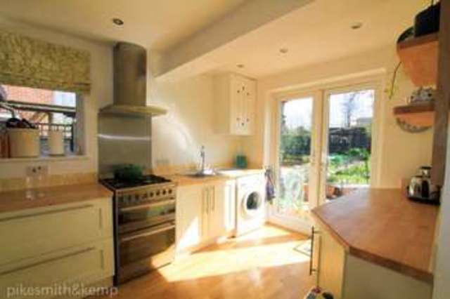  Image of 3 bedroom Semi-Detached house for sale in Graham Close Maidenhead SL6 at MAIDENHEAD, SL6 4PJ