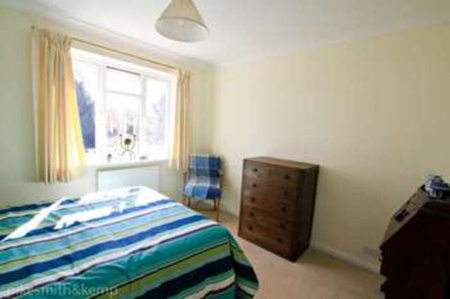 Image of 3 bedroom Semi-Detached house for sale in Graham Close Maidenhead SL6 at MAIDENHEAD, SL6 4PJ