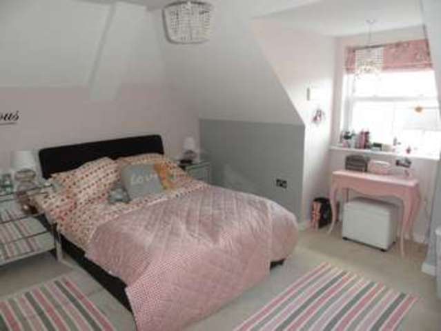  Image of 2 bedroom Flat to rent in Klondyke Marlow SL7 at Klondyke  Marlow, SL7 2FE