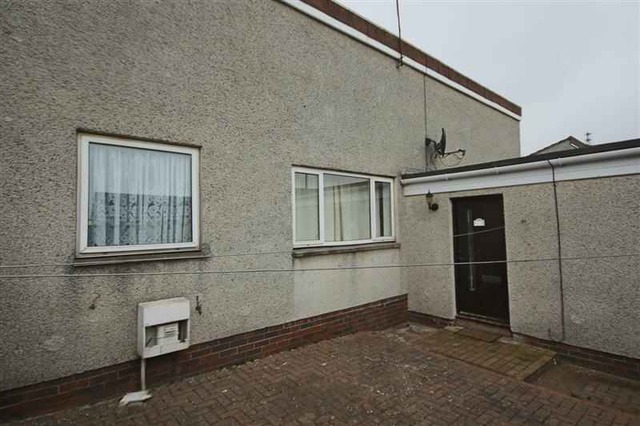  Image of 3 bedroom Terraced house to rent in Mcleod Street Broxburn EH52 at Broxburn West Lothian West Lothian, EH52 5BW
