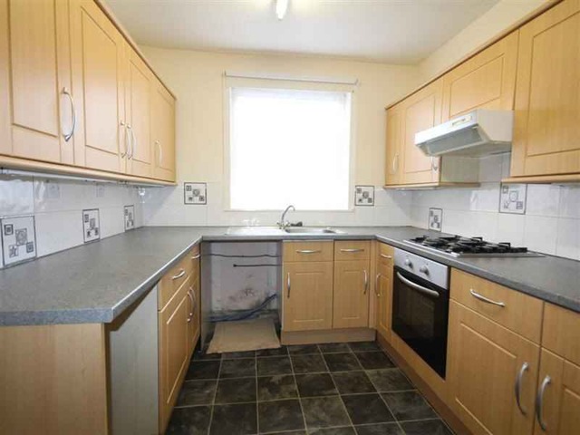  Image of 3 bedroom Terraced house to rent in Mcleod Street Broxburn EH52 at Broxburn West Lothian West Lothian, EH52 5BW