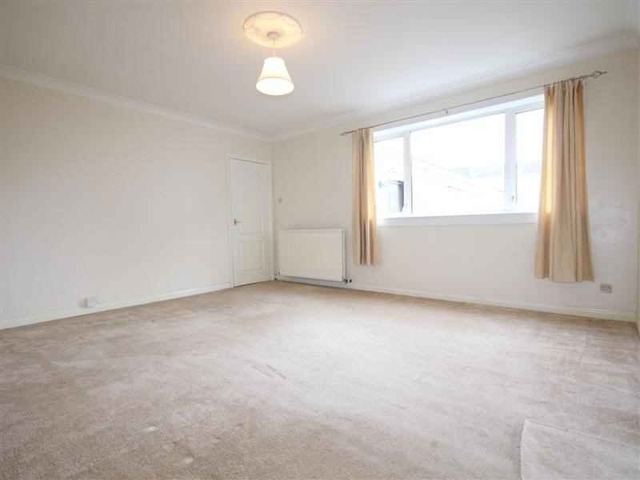  Image of 3 bedroom Terraced house to rent in Mcleod Street Broxburn EH52 at Broxburn West Lothian West Lothian, EH52 5BW