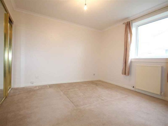  Image of 3 bedroom Terraced house to rent in Mcleod Street Broxburn EH52 at Broxburn West Lothian West Lothian, EH52 5BW