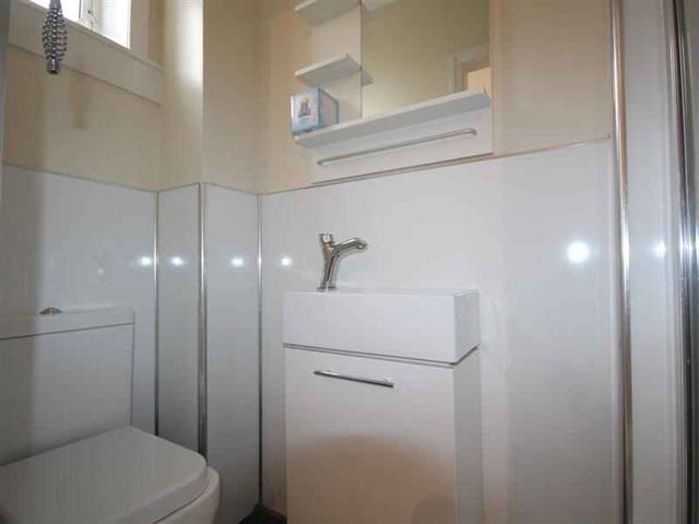  Image of 3 bedroom Terraced house to rent in Mcleod Street Broxburn EH52 at Broxburn West Lothian West Lothian, EH52 5BW