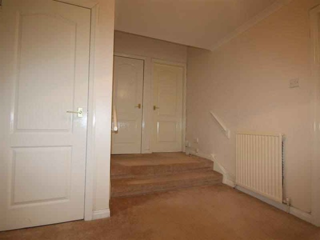  Image of 3 bedroom Terraced house to rent in Mcleod Street Broxburn EH52 at Broxburn West Lothian West Lothian, EH52 5BW
