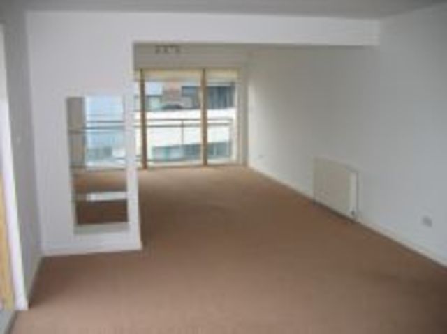  Image of 2 bedroom Flat to rent in Meadowside Quay Walk Glasgow G11 at Glasgow Harbour Glasgow Glasgow, G11 6AY