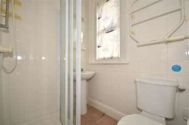  Image of 6 bedroom Detached house for sale in Medina Avenue Newport PO30 at Newport Isle of Wight Newport, PO30 1EL