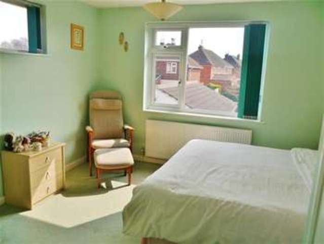  Image of 4 bedroom Detached house for sale in Signal Road Grantham NG31 at Manthorpe, NG31 9BL