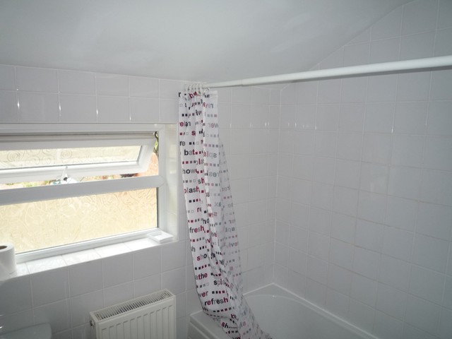  Image of 1 bedroom Ground Flat to rent in Montague Road Portsmouth PO2 at 47 Montague Road  Portsmouth, PO2 0ND