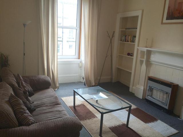  Image of 2 bedroom Flat to rent in Montgomery Street Hillside Edinburgh EH7 at Leith Edinburgh Edinburgh, EH7 5EX
