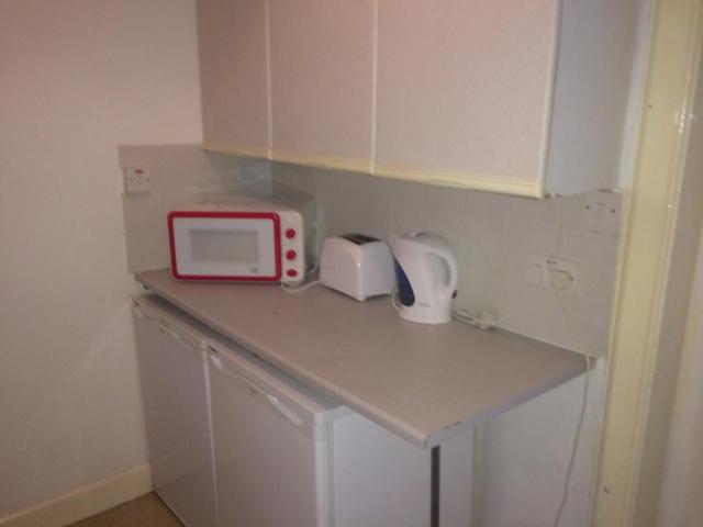  Image of 2 bedroom Flat to rent in Montgomery Street Hillside Edinburgh EH7 at Leith Edinburgh Edinburgh, EH7 5EX