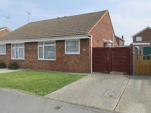  Image of 2 bedroom Bungalow for sale in Moorhen Way Bognor Regis PO22 at North Bersted  Bognor Regis, PO22 9DA