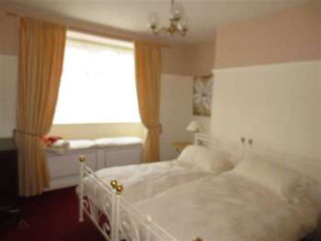  Image of 2 bedroom Detached house for sale in Moorland Road Scarborough YO12 at Falsgrave, YO12 7RB