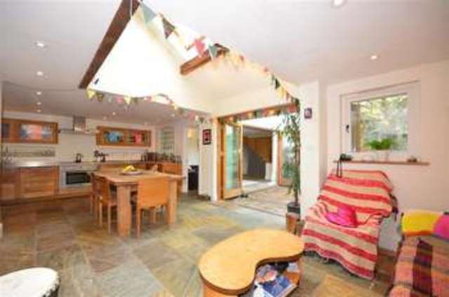  Image of 5 bedroom Terraced house for sale in Morris Road Lewes BN7 at Lewes East Sussex Lewes, BN7 2AT