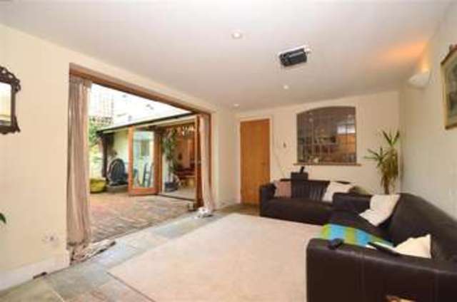  Image of 5 bedroom Terraced house for sale in Morris Road Lewes BN7 at Lewes East Sussex Lewes, BN7 2AT