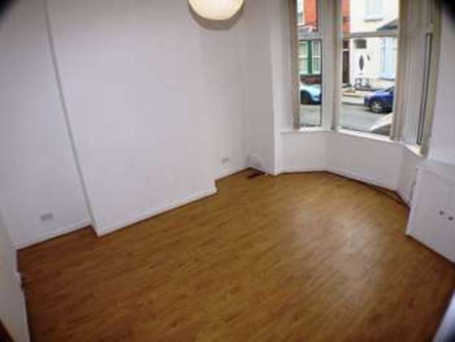  Image of 3 bedroom Terraced house to rent in Moss Street Garston Liverpool L19 at Moss Street  Liverpool, L19 2NA