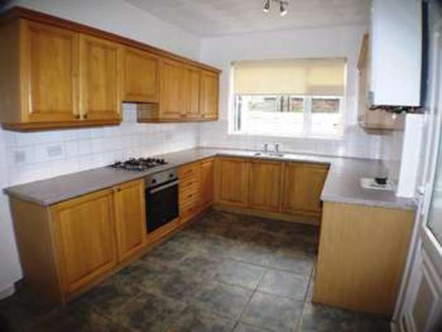  Image of 3 bedroom Terraced house to rent in Moss Street Garston Liverpool L19 at Moss Street  Liverpool, L19 2NA