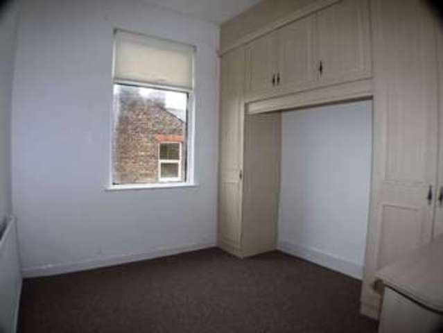  Image of 3 bedroom Terraced house to rent in Moss Street Garston Liverpool L19 at Moss Street  Liverpool, L19 2NA